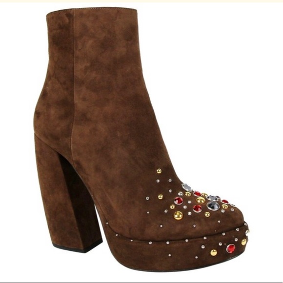 Perfect for Fall - Brown Suede Platforms - Wonderful Condition - Picture 2 of 8